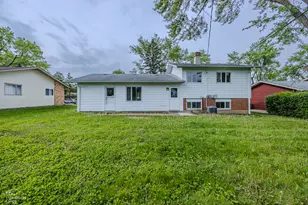430 Bode Rd, Hoffman Estates, IL 60169 - Photo 24