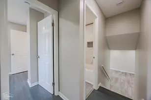 430 Bode Rd, Hoffman Estates, IL 60169 - Photo 12
