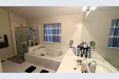 1101 Andover Drive, Mundelein, IL 60060 - Photo 10