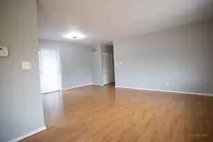 6048 Kit Carson Dr, Hanover Park, IL 60133 - Photo 2