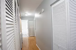 6048 Kit Carson Dr, Hanover Park, IL 60133 - Photo 6