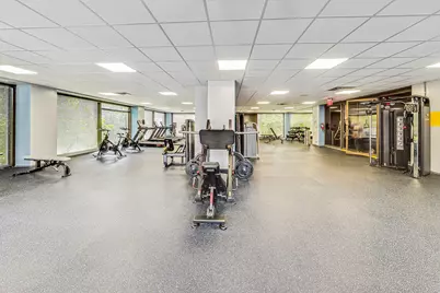 4343 N Clarendon Avenue #718, Chicago, IL 60613 - Photo 32