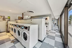 4343 N Clarendon Ave, Chicago, IL 60613 - Photo 36