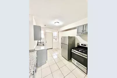 3918 W Augusta Boulevard #1, Chicago, IL 60651 - Photo 4