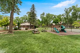 11240 Sycamore Ln, Palos Hills, IL 60465 - Photo 20