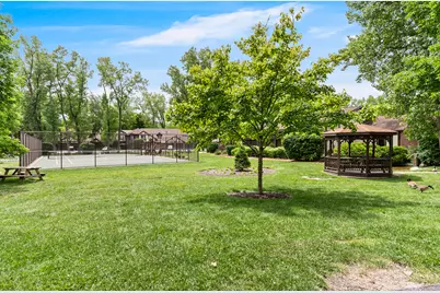 11240 Sycamore Lane #60D, Palos Hills, IL 60465 - Photo 18