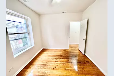 3918 W Augusta Boulevard #2, Chicago, IL 60651 - Photo 12