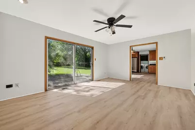 647 Sedgwick Drive, Libertyville, IL 60048 - Photo 24
