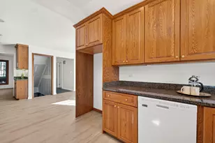 647 Sedgwick Dr, Libertyville, IL 60048 - Photo 20