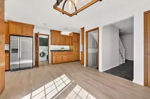 647 Sedgwick Dr, Libertyville, IL 60048 - Photo 14