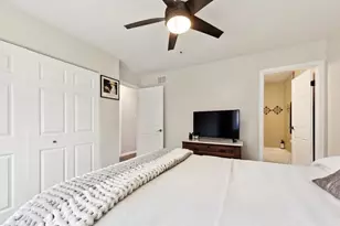 14949 Lakeview Dr, Orland Park, IL 60462 - Photo 10