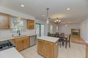 1446 Woodscreek Cir, Crystal Lake, IL 60014 - Photo 14