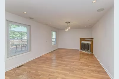1446 Woodscreek Circle, Crystal Lake, IL 60014 - Photo 20