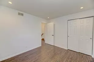 1446 Woodscreek Cir, Crystal Lake, IL 60014 - Photo 40