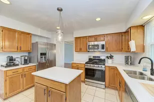 1446 Woodscreek Cir, Crystal Lake, IL 60014 - Photo 16