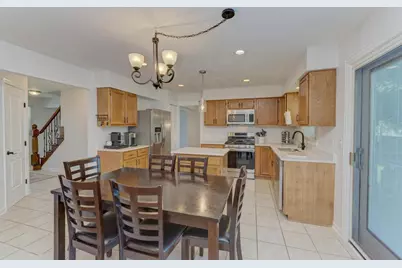 1446 Woodscreek Circle, Crystal Lake, IL 60014 - Photo 18