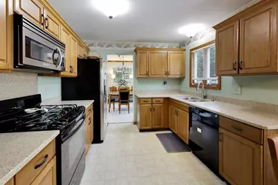 524 Edinburgh Lane, West Dundee, IL 60118 - Photo 6