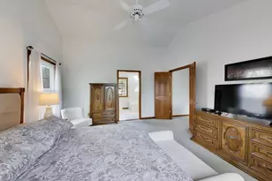524 Edinburgh Ln, West Dundee, IL 60118 - Photo 14
