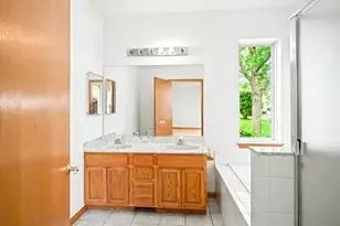 20827 W Honeysuckle Ct, Plainfield, IL 60544 - Photo 16