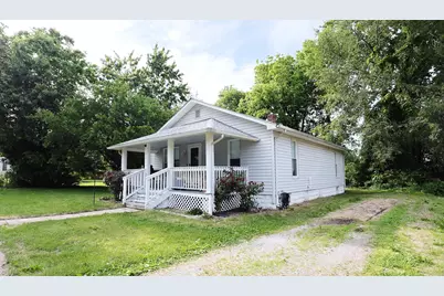 416 E Elm Street, Salem, IL 62881 - Photo 2