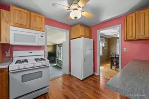 3201 Kemman Ave, Brookfield, IL 60513 - Photo 12