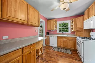 3201 Kemman Ave, Brookfield, IL 60513 - Photo 10