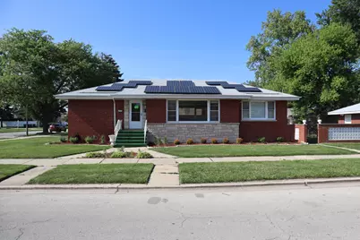 8755 S Fairfield Avenue, Evergreen Park, IL 60805 - Photo 1