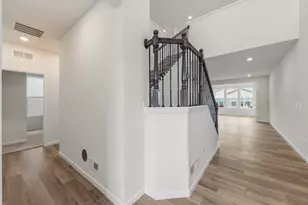 2680 Lawlor Ln, Naperville, IL 60564 - Photo 2