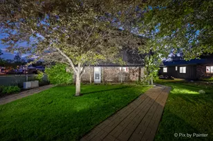 1423 N River Rd, McHenry, IL 60051 - Photo 8