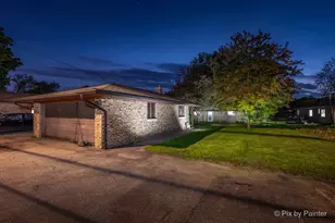 1423 N River Rd, McHenry, IL 60051 - Photo 10