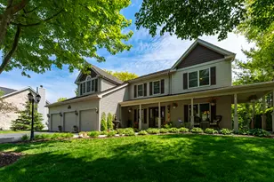 731 Jamestowne Rd, Sleepy Hollow, IL 60118 - Photo 2