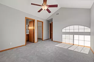 2247 Stoughton Dr, Aurora, IL 60502 - Photo 22