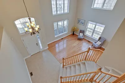 [Address not provided], Buffalo Grove, IL 60089 - Photo 4