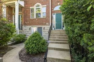 850 Shandrew Dr, Naperville, IL 60540 - Photo 2