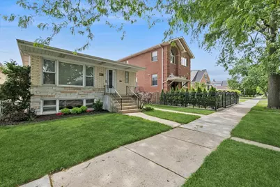 4211 N Melvina Avenue, Chicago, IL 60634 - Photo 2