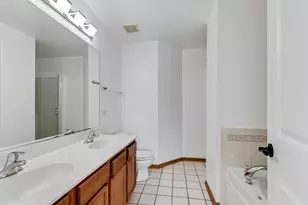 6413 Silver Ridge Dr, Plainfield, IL 60586 - Photo 14