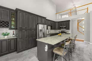 794 Pheasant Trail, Saint Charles, IL 60174 - Photo 6