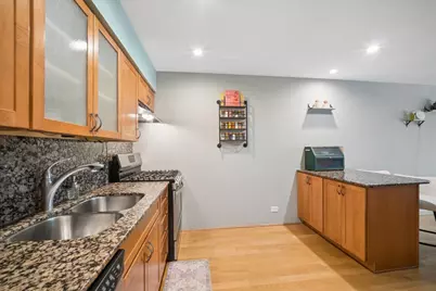 5400 Carriageway Drive #315, Rolling Meadows, IL 60008 - Photo 4