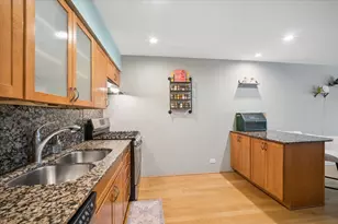 5400 Carriageway Dr, Rolling Meadows, IL 60008 - Photo 4
