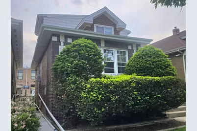 2823 N 76th Court, Elmwood Park, IL 60707 - Photo 2
