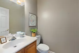 110 St Germain Pl, Saint Charles, IL 60175 - Photo 16
