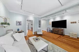 4024 N Bell Ave, Chicago, IL 60618 - Photo 4