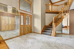 193 Rosedale Ct, Bloomingdale, IL 60108 - Photo 4
