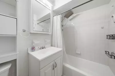 5740 Concord Lane #13, Clarendon Hills, IL 60514 - Photo 16