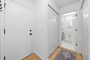 5740 Concord Ln, Clarendon Hills, IL 60514 - Photo 2