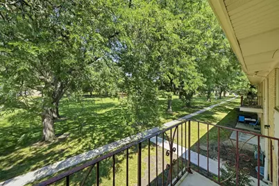 5740 Concord Lane #13, Clarendon Hills, IL 60514 - Photo 18