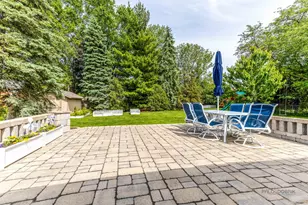 333 Killdeer Rd, Bloomingdale, IL 60108 - Photo 32