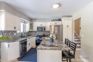 333 Killdeer Rd, Bloomingdale, IL 60108 - Photo 14