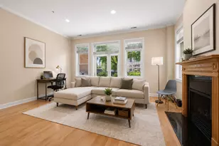 819 Foster St, Evanston, IL 60201 - Photo 4