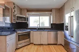 920 Lee Ct, Buffalo Grove, IL 60089 - Photo 24